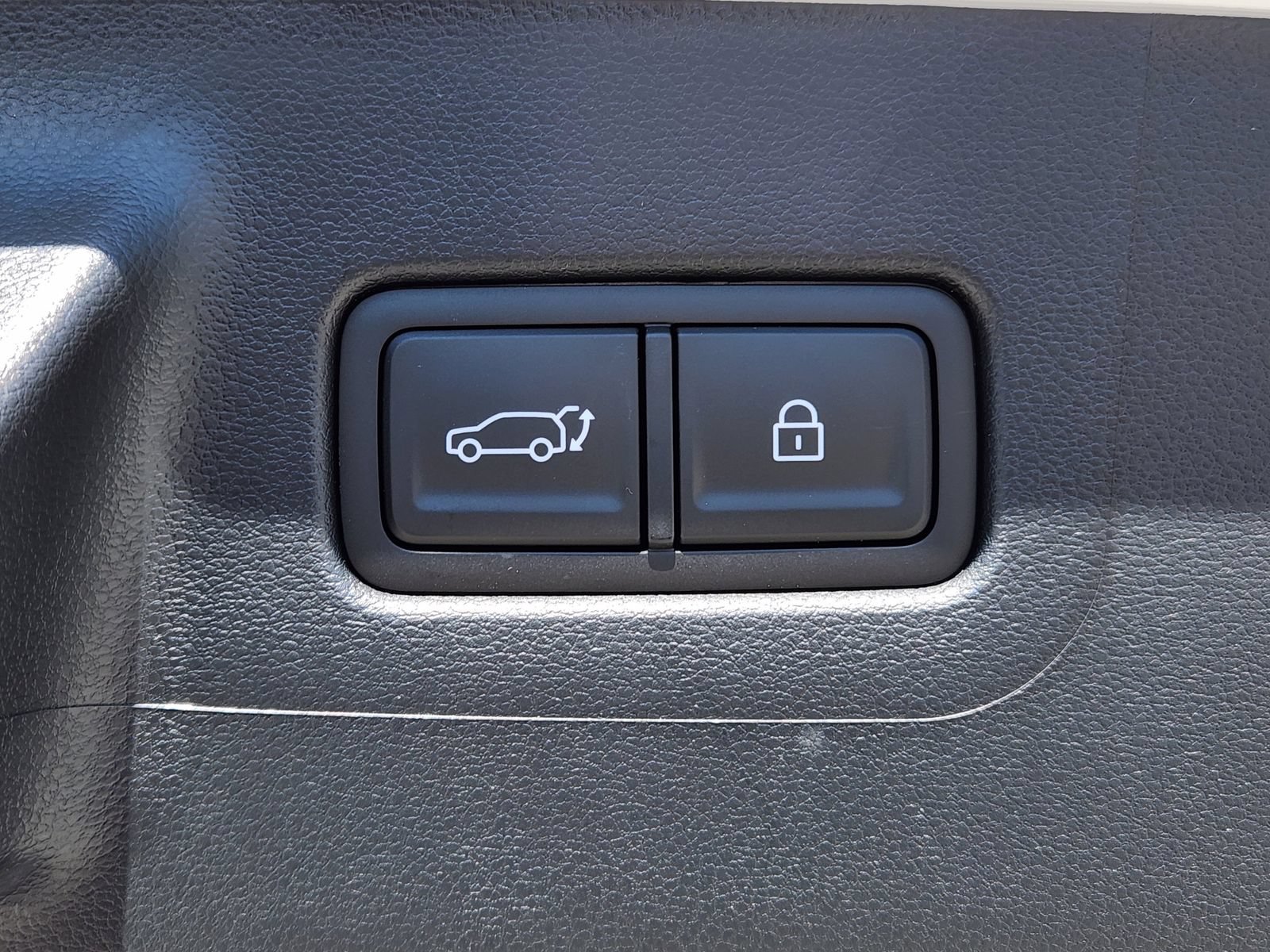 New 2026 Hyundai Santa Fe SE FWD image 6