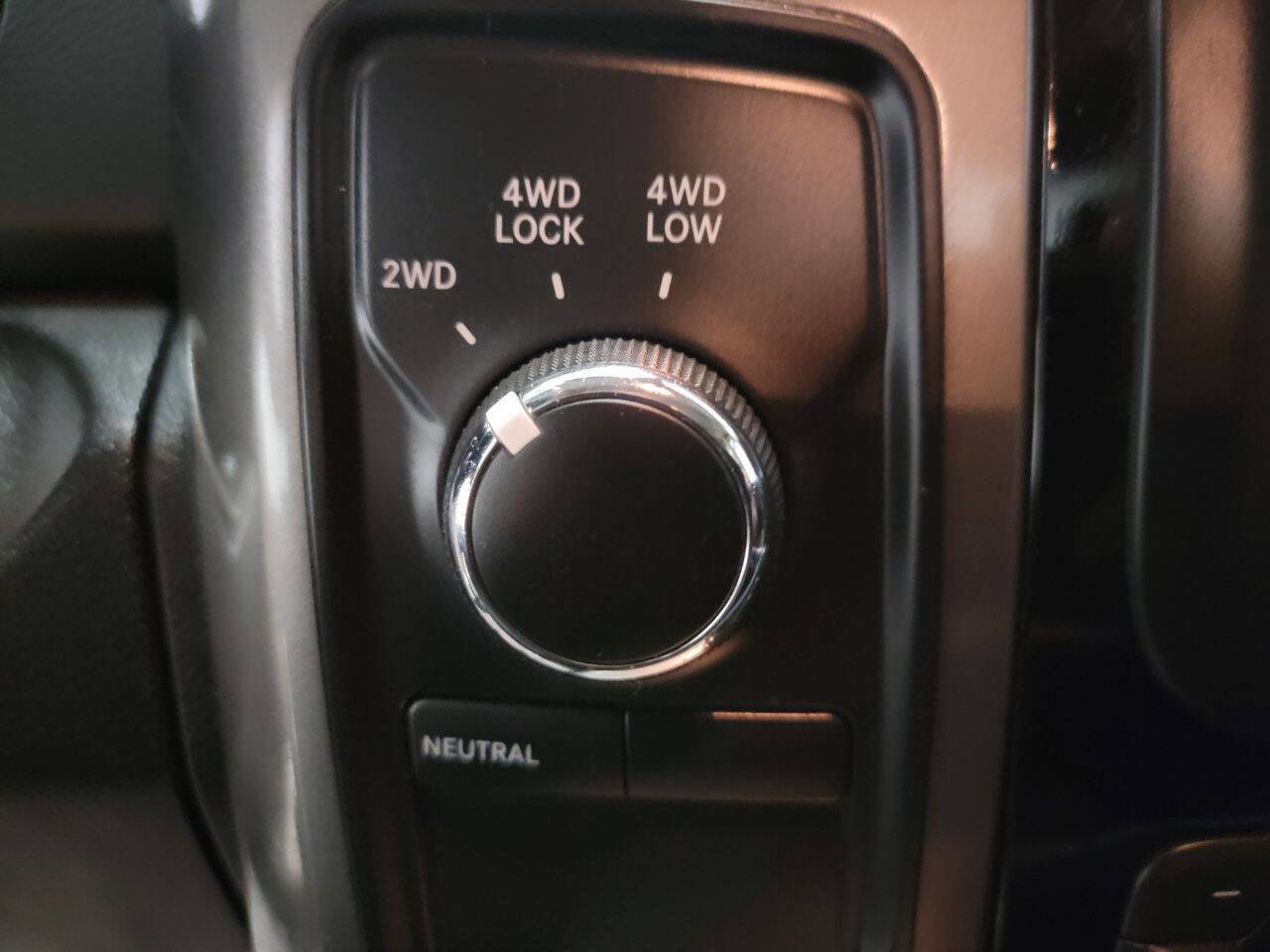 Used 2015 RAM 1500 Express AWD/4WD image 26