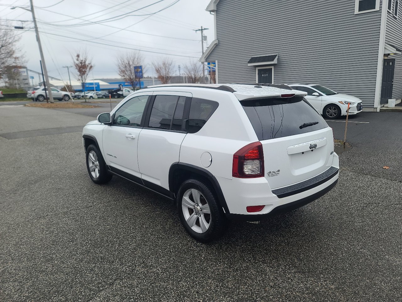 Used 2014 Jeep Compass Latitude image 5