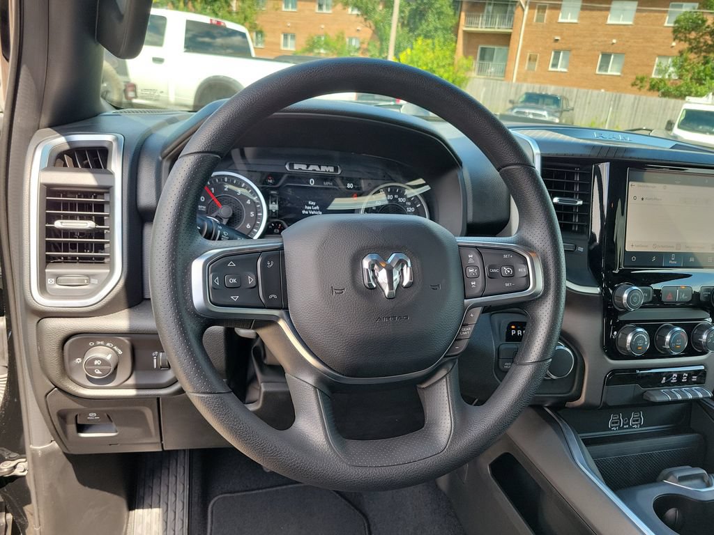 New 2026 RAM 1500 Express AWD/4WD image 15