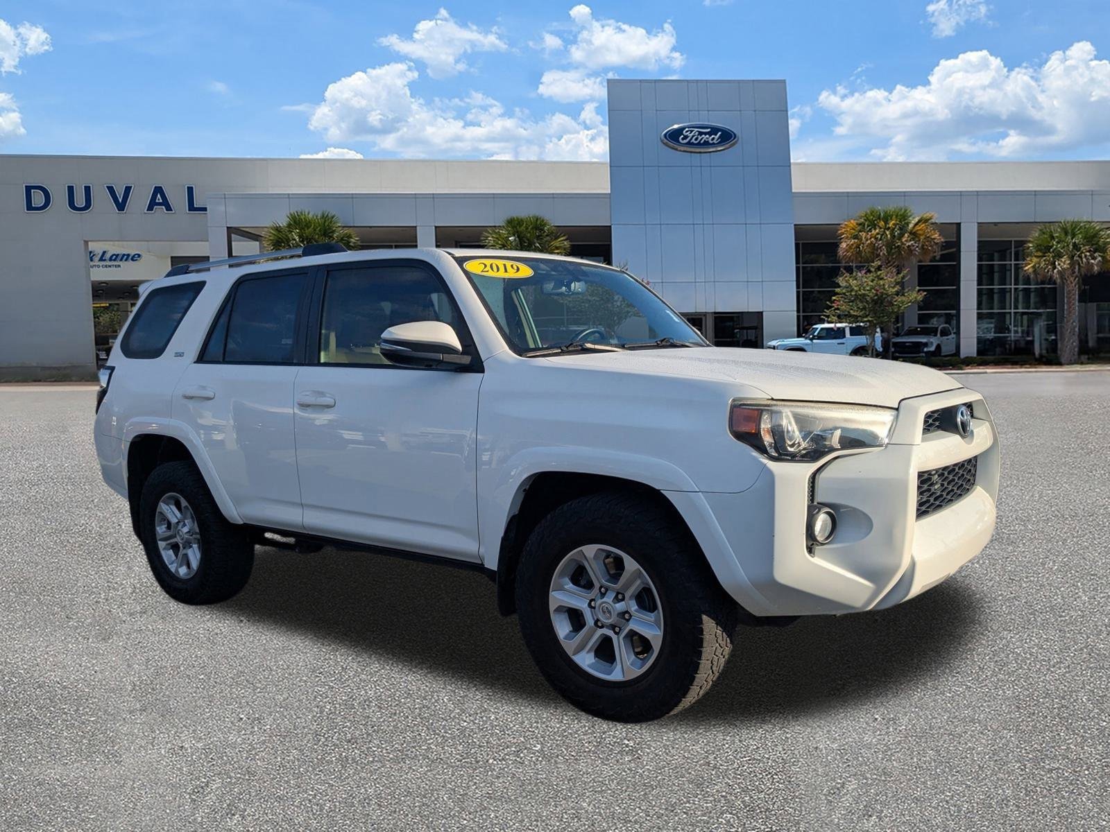 Used 2019 Toyota 4Runner SR5 Premium image 2