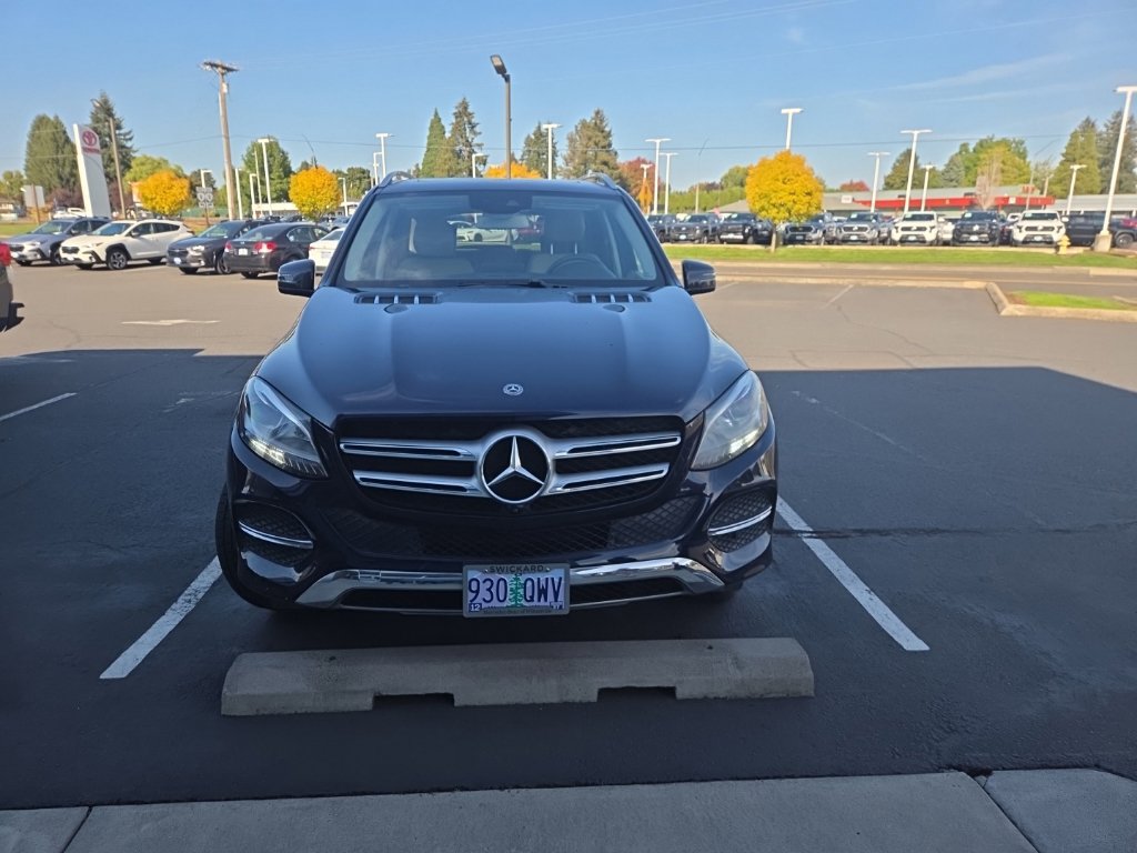 Used 2019 Mercedes-Benz GLE 400 4MATIC image 2