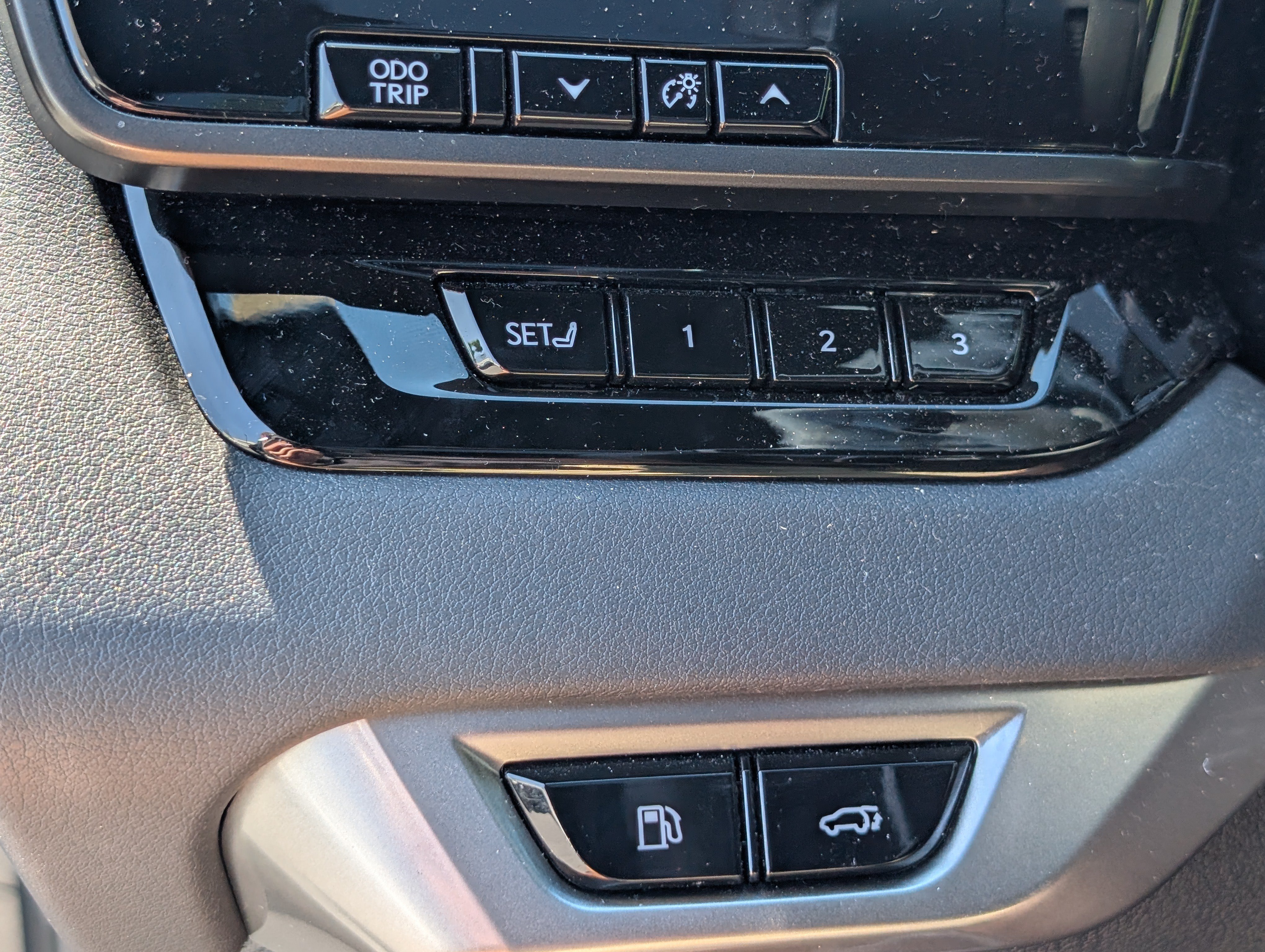 Certified 2024 Lexus RX 500h F Sport w/ Convenience Package AWD/4WD image 25