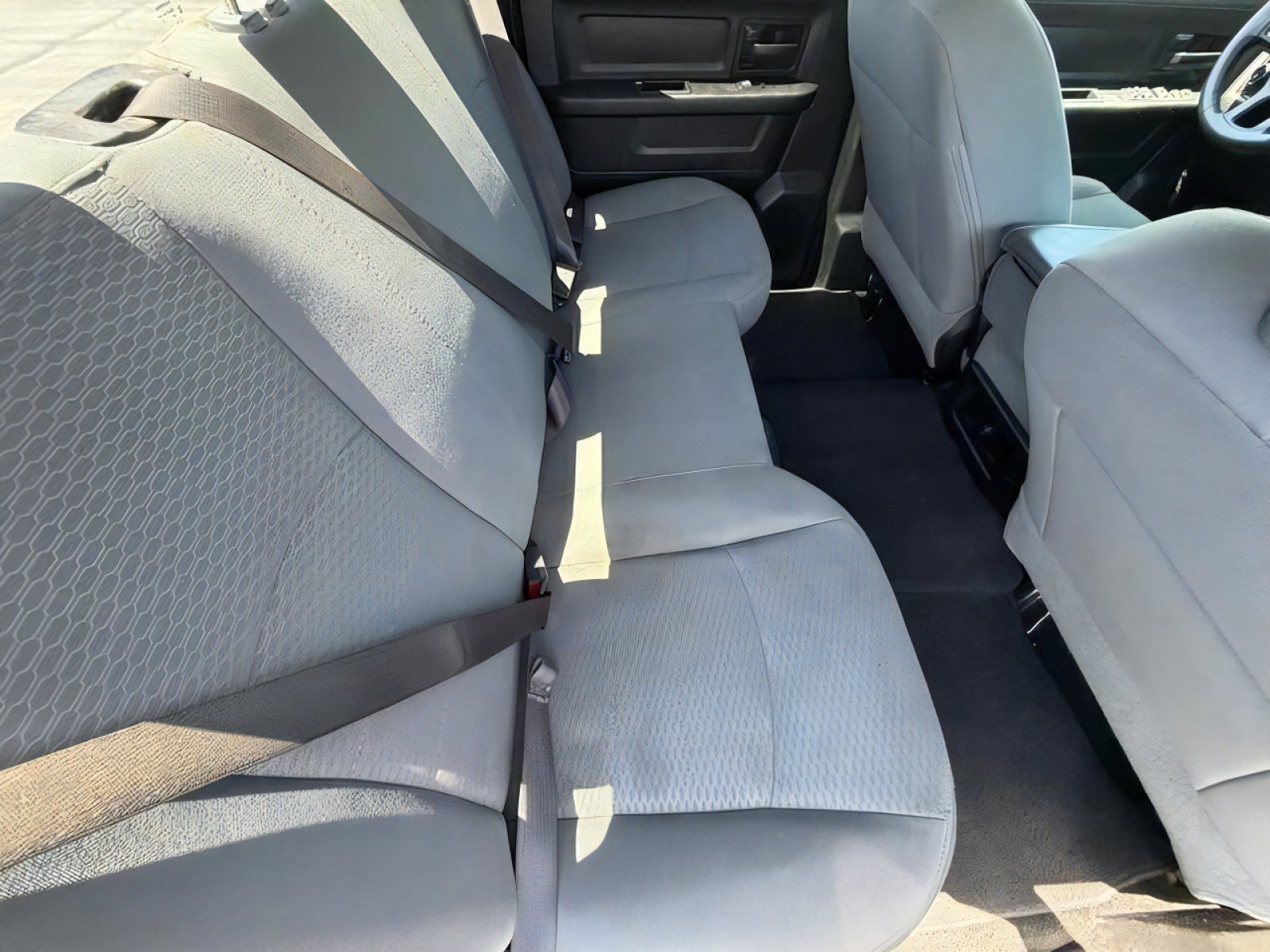 Used 2015 RAM 1500 Express image 11