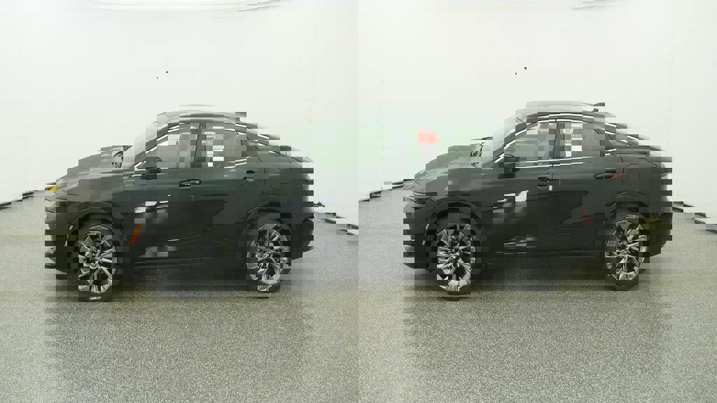 New 2026 Toyota Crown Limited AWD/4WD image 3