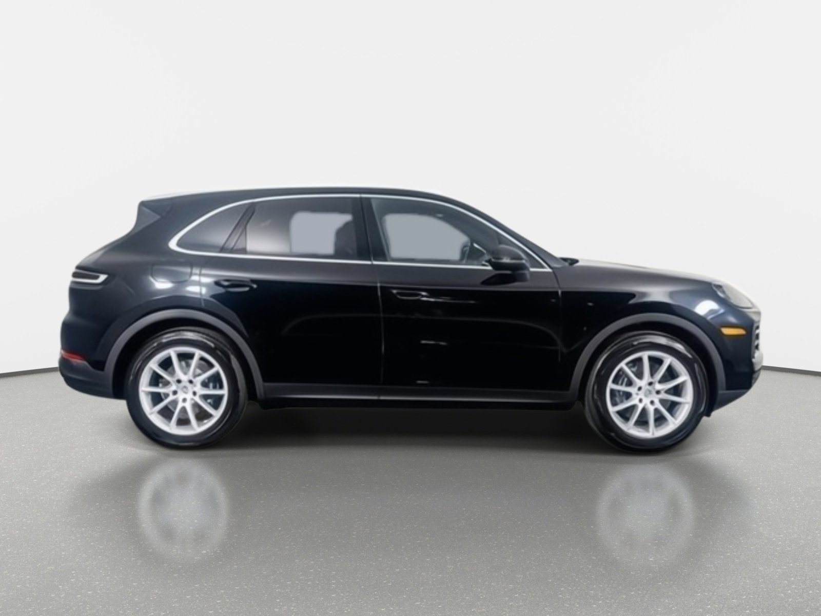 Used 2024 Porsche Cayenne image 8
