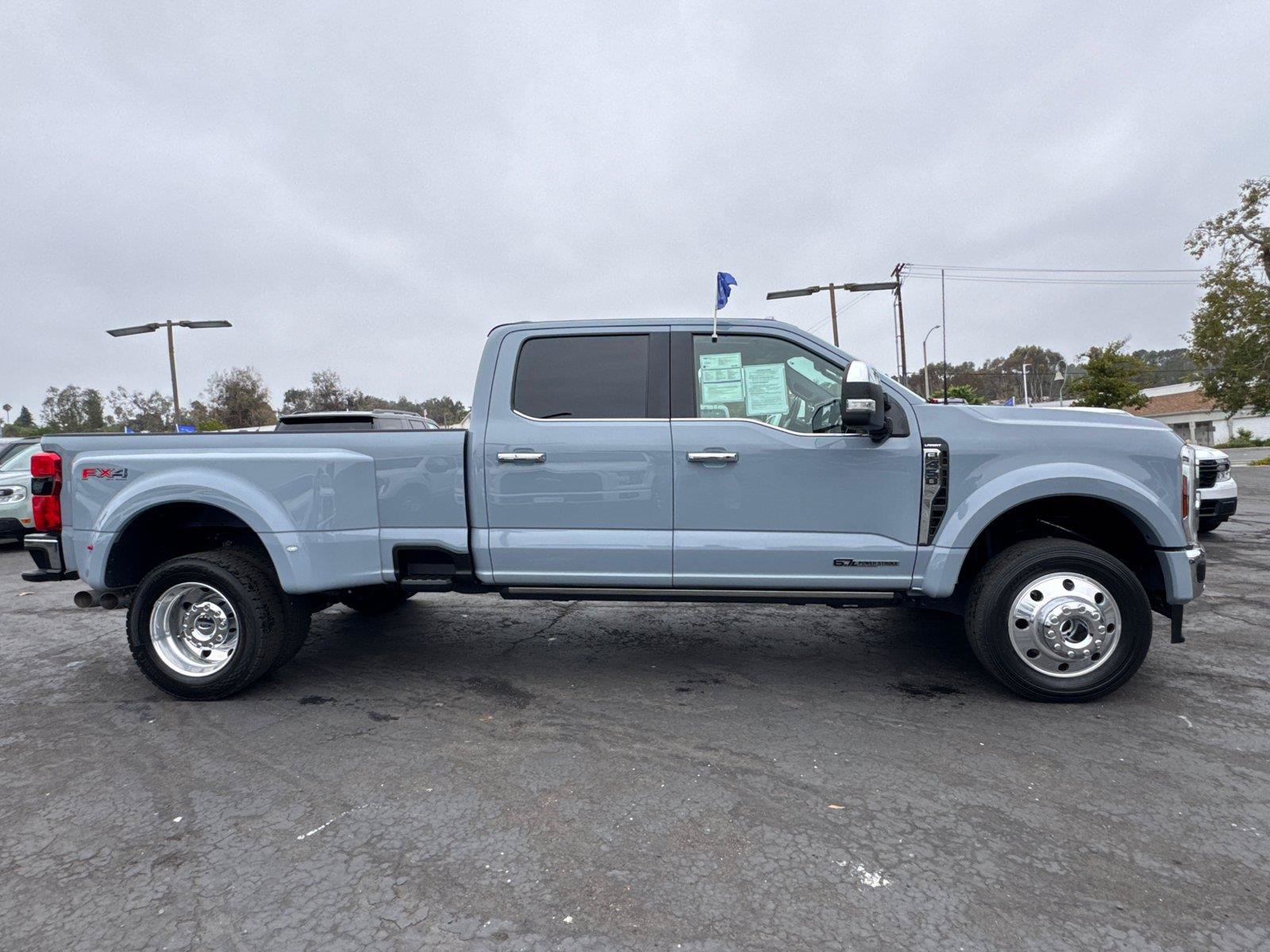Used 2025 Ford F450 Lariat w/ Lariat Ultimate Package AWD/4WD image 7