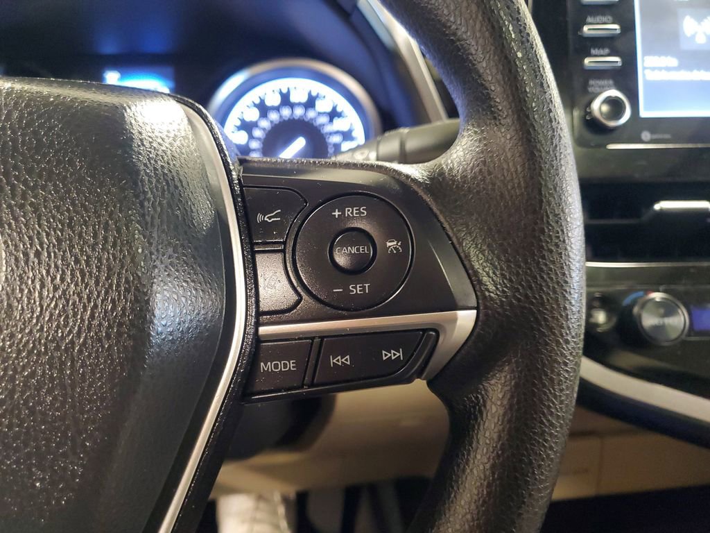 Used 2024 Toyota Camry LE w/ Convenience Package image 21