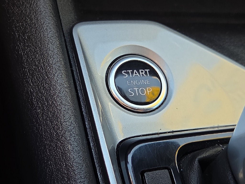 Used 2025 Nissan Altima 2.5 SV FWD image 23