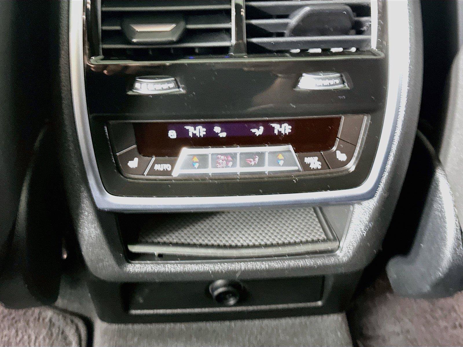 Used 2021 BMW X5 M50i AWD/4WD image 33