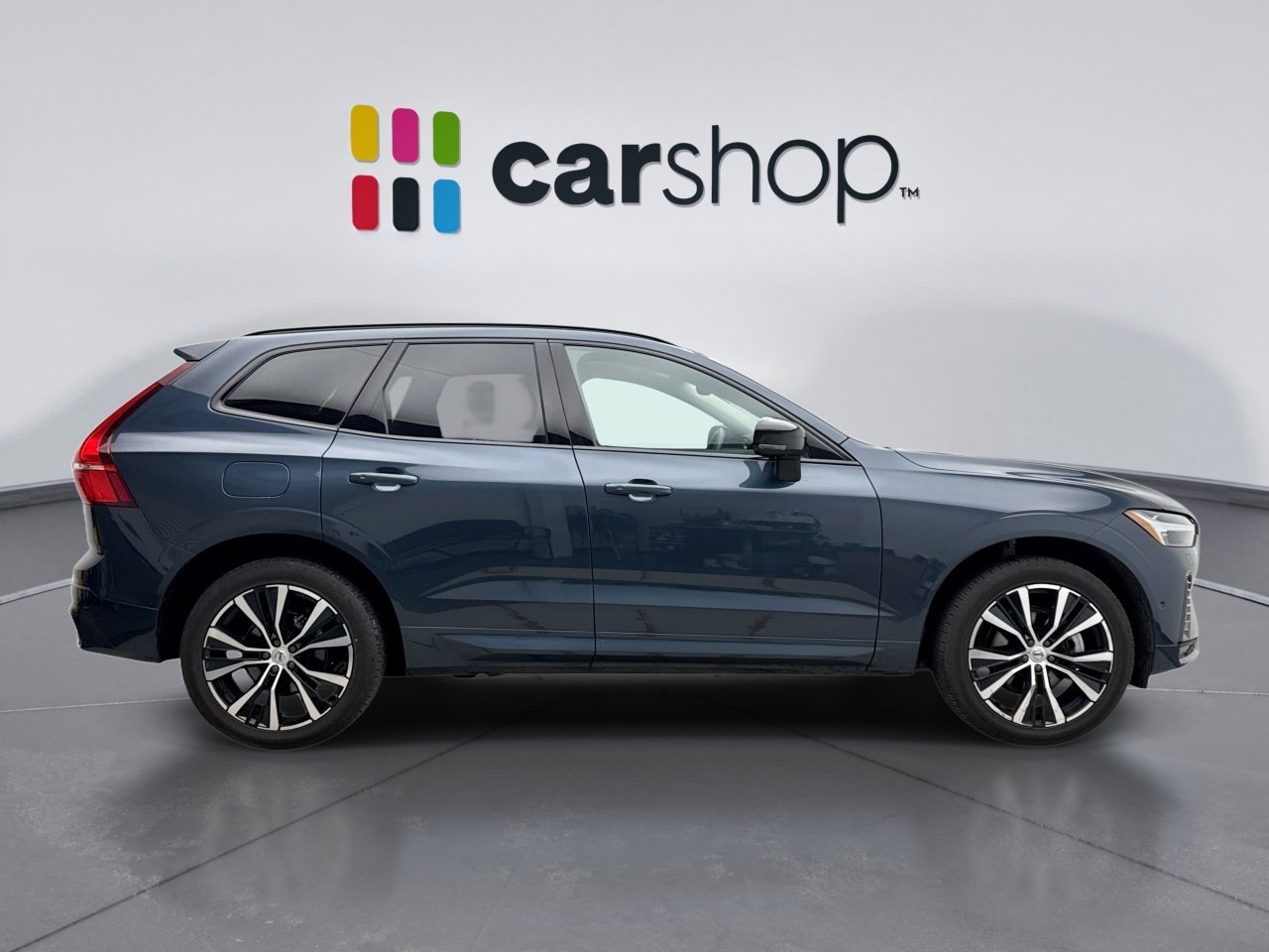 Used 2025 Volvo XC60 B5 Plus image 6