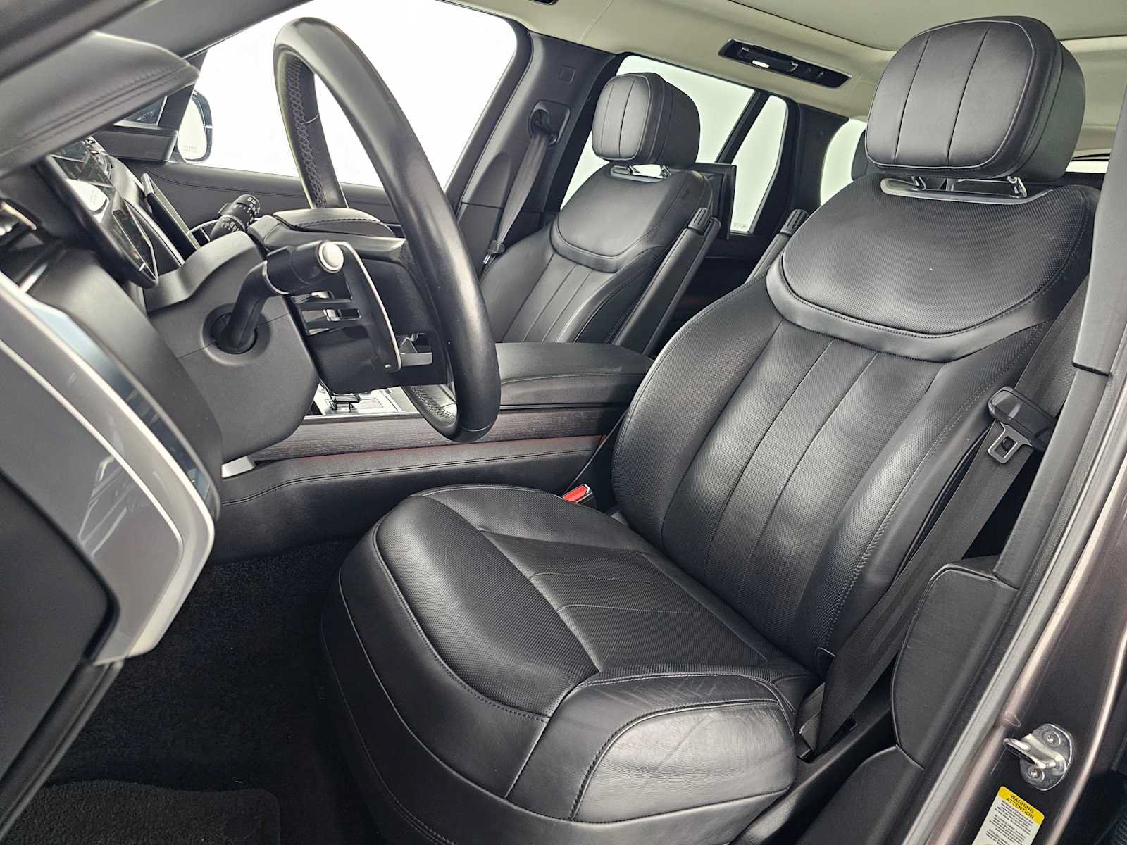 Used 2023 Land Rover Range Rover First Edition AWD/4WD image 23
