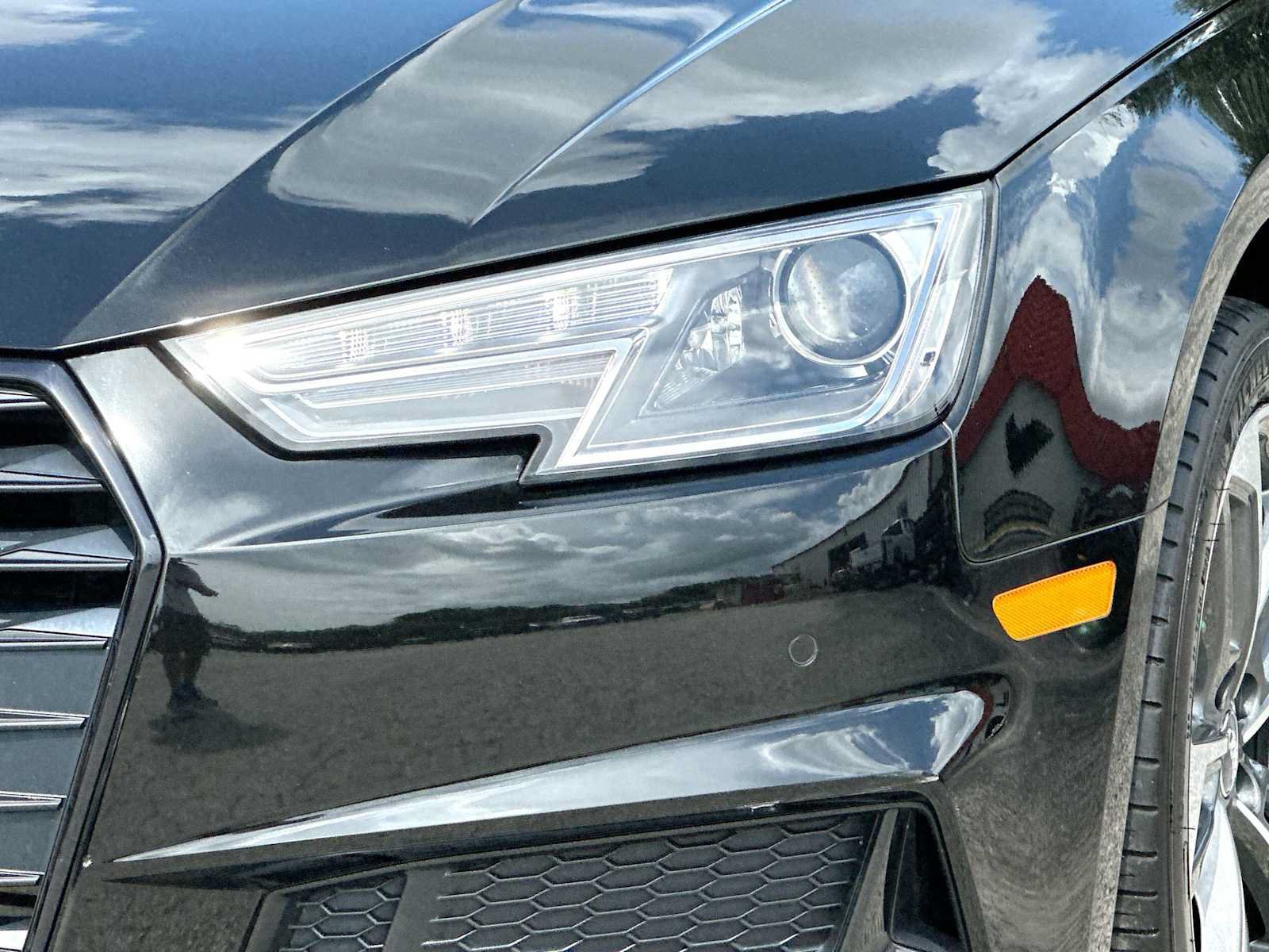 Used 2019 Audi A4 2.0T Premium FWD image 16