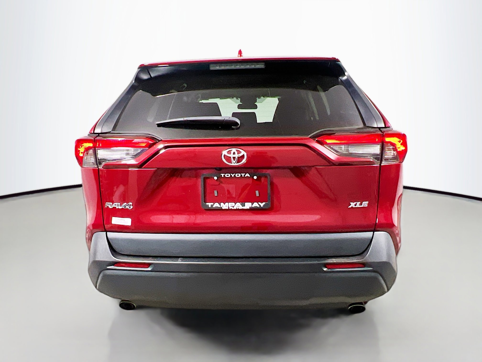 Used 2023 Toyota RAV4 XLE w/ Convenience Package image 6