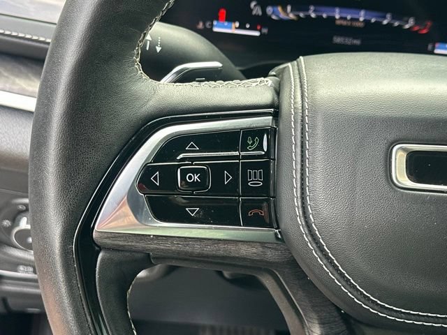 Used 2023 Jeep Grand Cherokee Overland w/ Adv Protech Group III AWD/4WD image 11