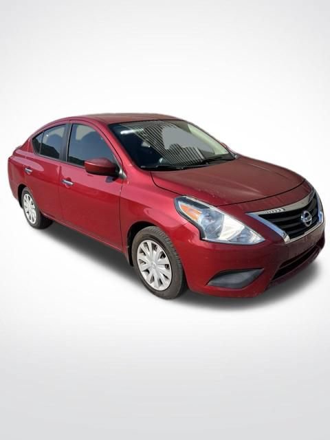 Used 2015 Nissan Versa SV w/ SV Tech Package FWD image 6