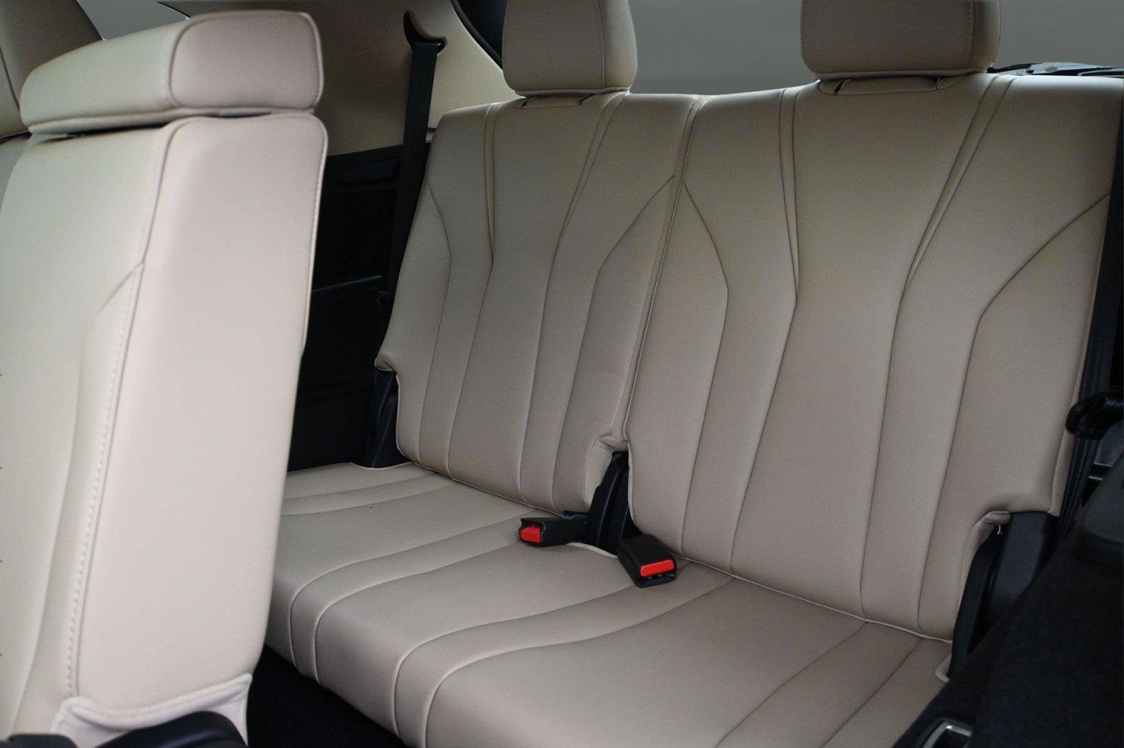 Used 2024 Acura MDX SH-AWD w/ Technology Package image 11