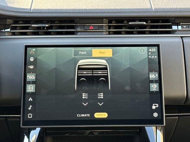 Used 2025 Land Rover Range Rover Sport Dynamic SE image 22