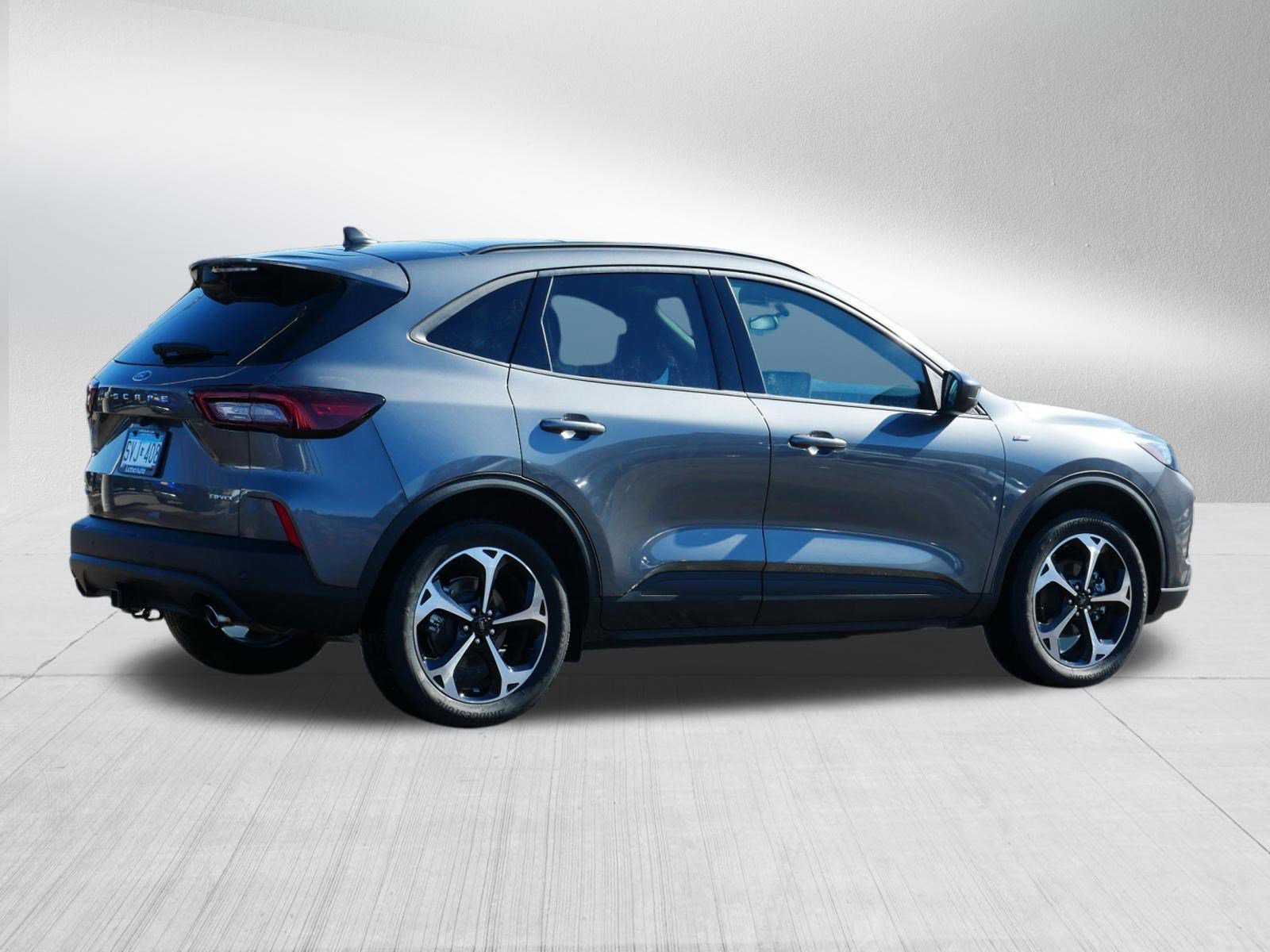 Used 2025 Ford Escape ST-Line Select w/ Tech Pack #2 image 7