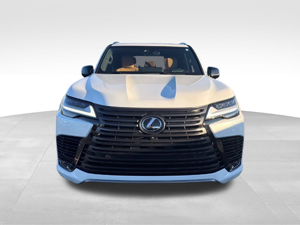 Used 2026 Lexus LX 600 4WD w/ Interior Upgrade Package image 8