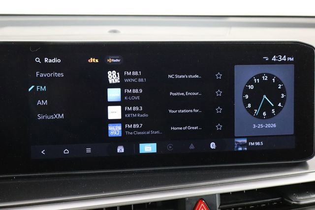 Used 2025 Kia Sorento LX FWD image 29