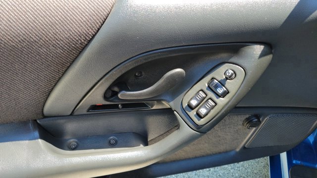 Used 1995 Chevrolet Camaro Z28 image 12