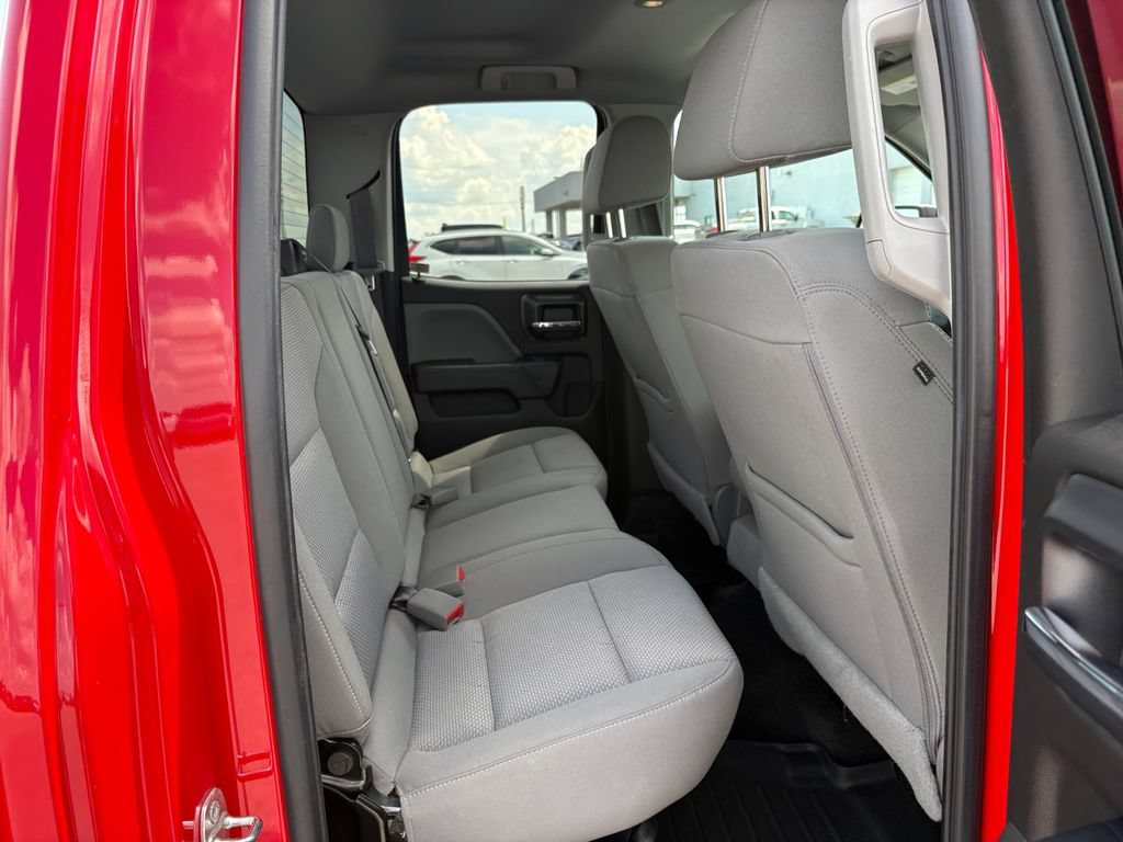 Used 2017 Chevrolet Silverado 1500 Custom w/ Custom Convenience Package AWD/4WD image 36