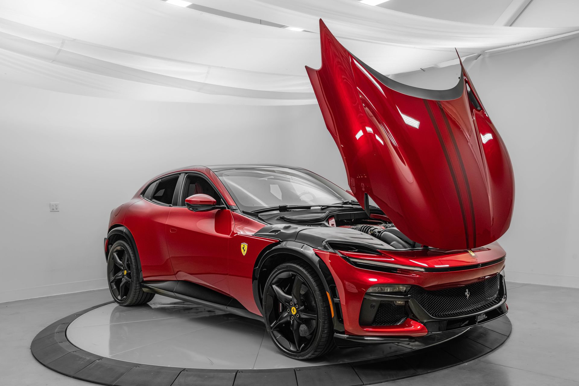 Certified 2026 Ferrari Purosangue AWD/4WD image 13