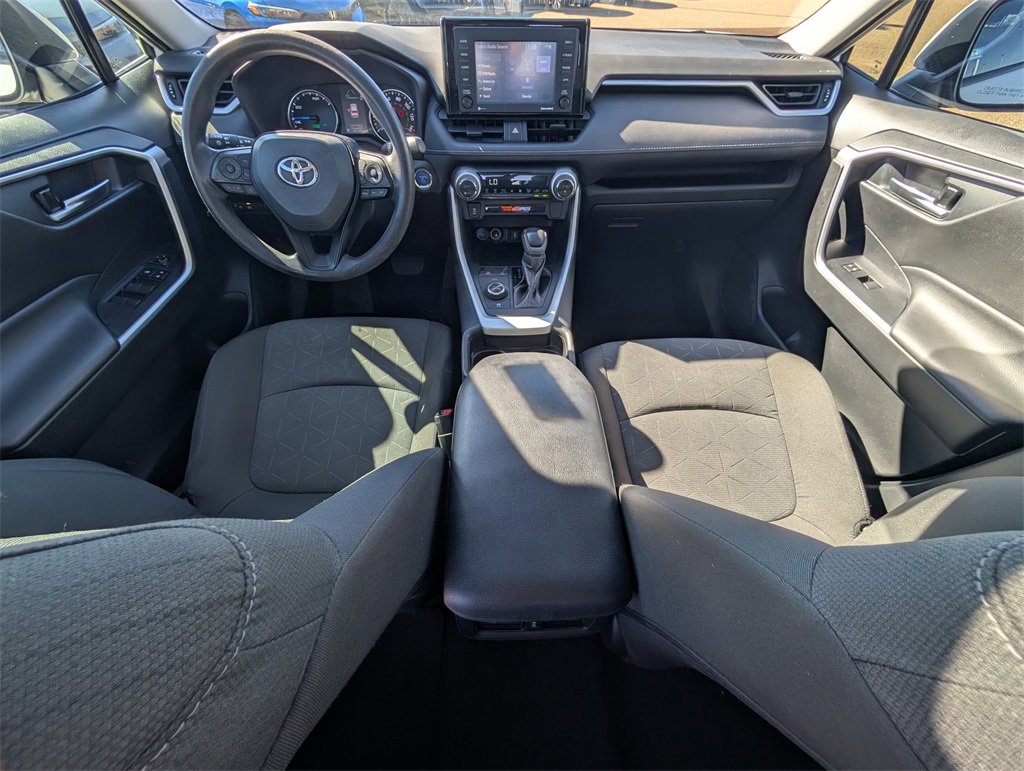 Used 2021 Toyota RAV4 XLE image 25