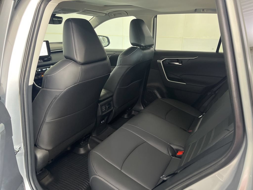 Used 2025 Toyota RAV4 XLE Premium w/ Weather Package AWD/4WD image 25