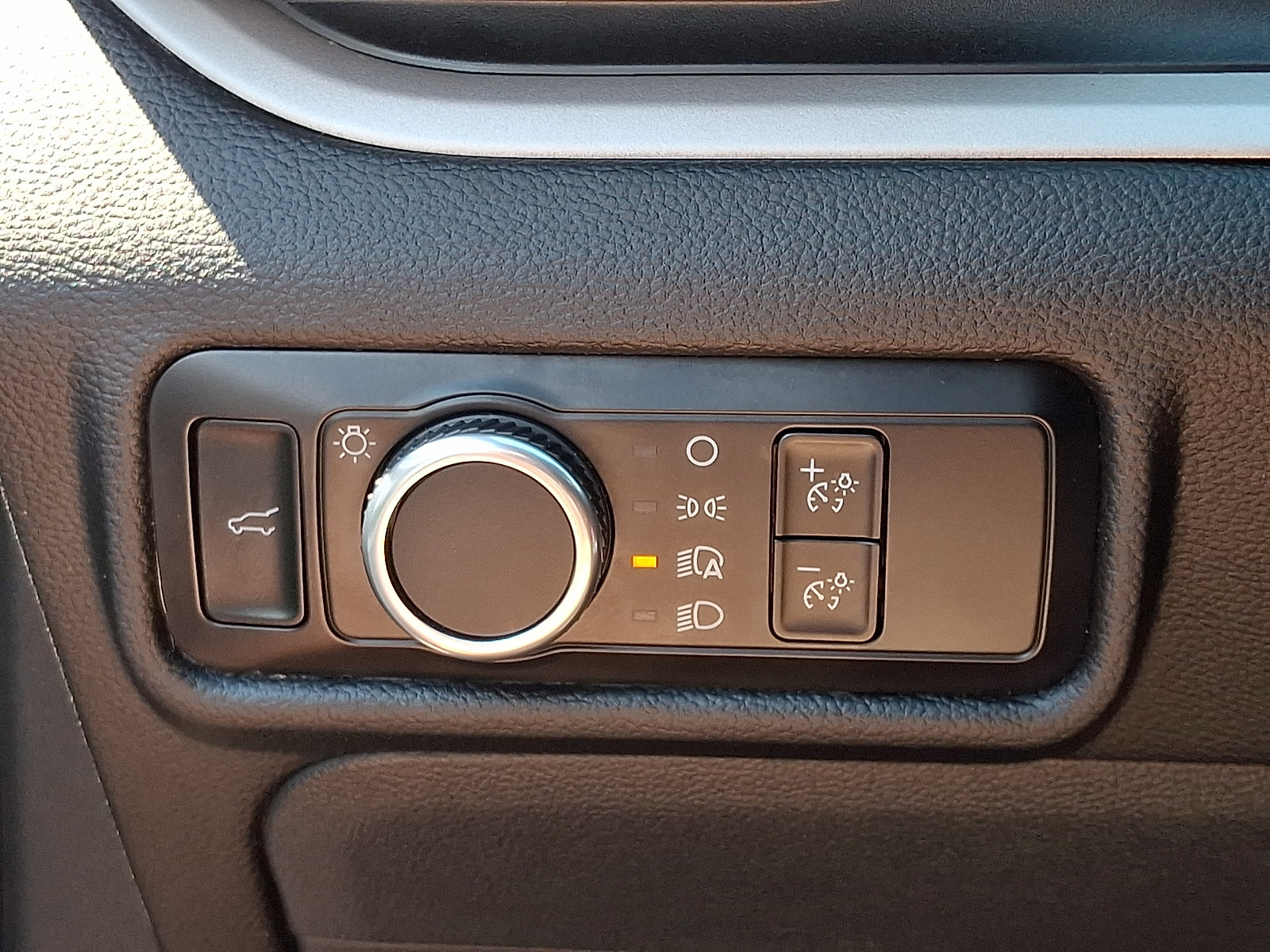 Certified 2023 Ford Explorer XLT AWD/4WD image 26