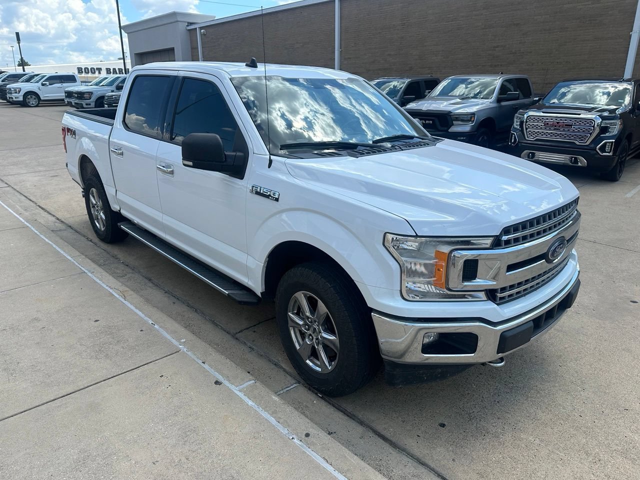 Used 2019 Ford F150 XLT w/ Equipment Group 302A Luxury AWD/4WD image 3