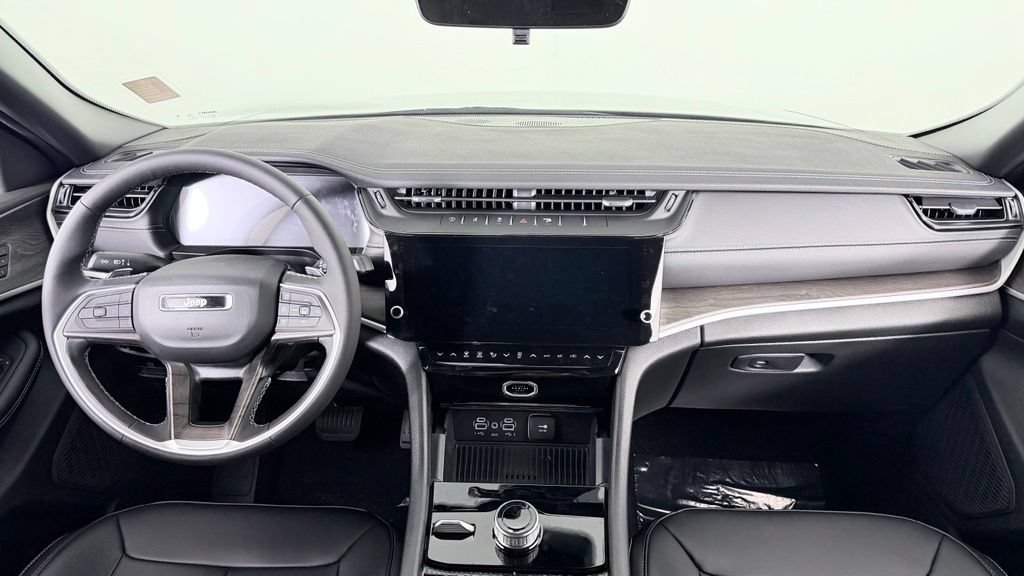 New 2027 Jeep Grand Cherokee Limited AWD/4WD image 37