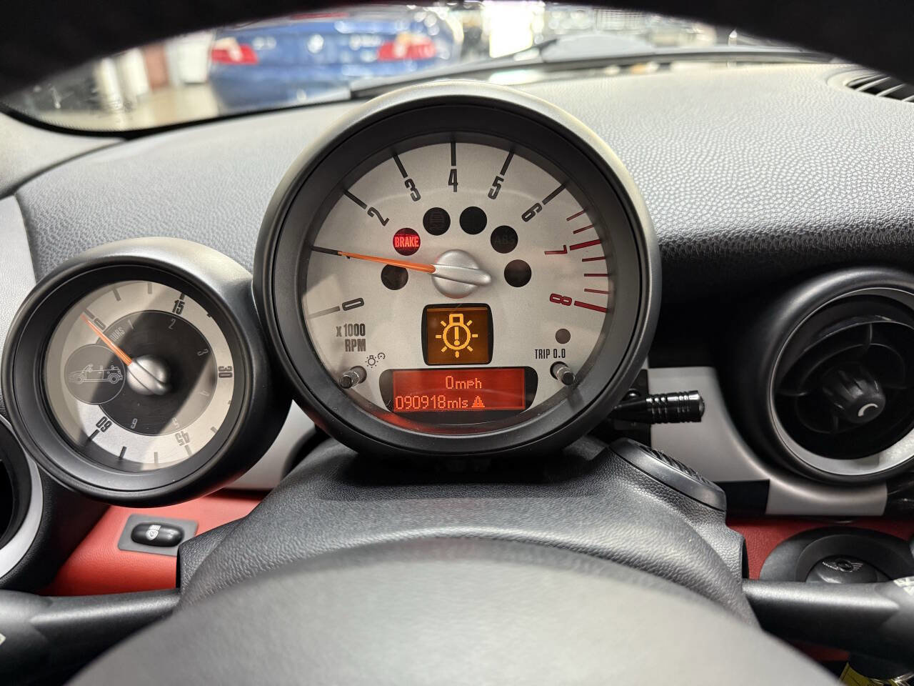 Used 2011 MINI Cooper Convertible image 40