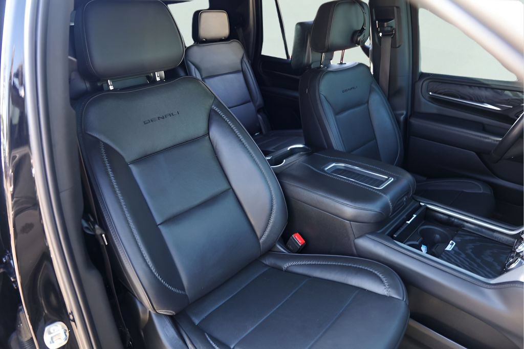 Used 2021 GMC Yukon Denali RWD image 35
