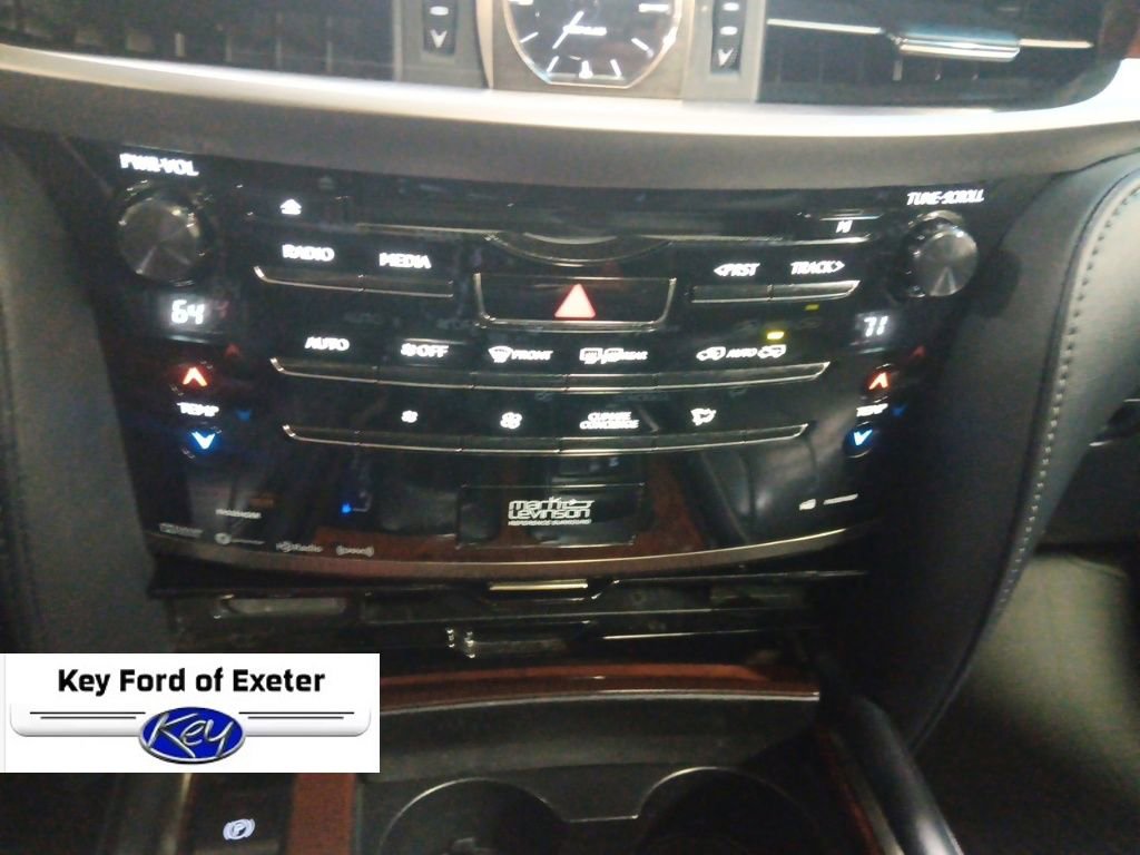 Used 2020 Lexus LX 570 4WD w/ Luxury Package image 39