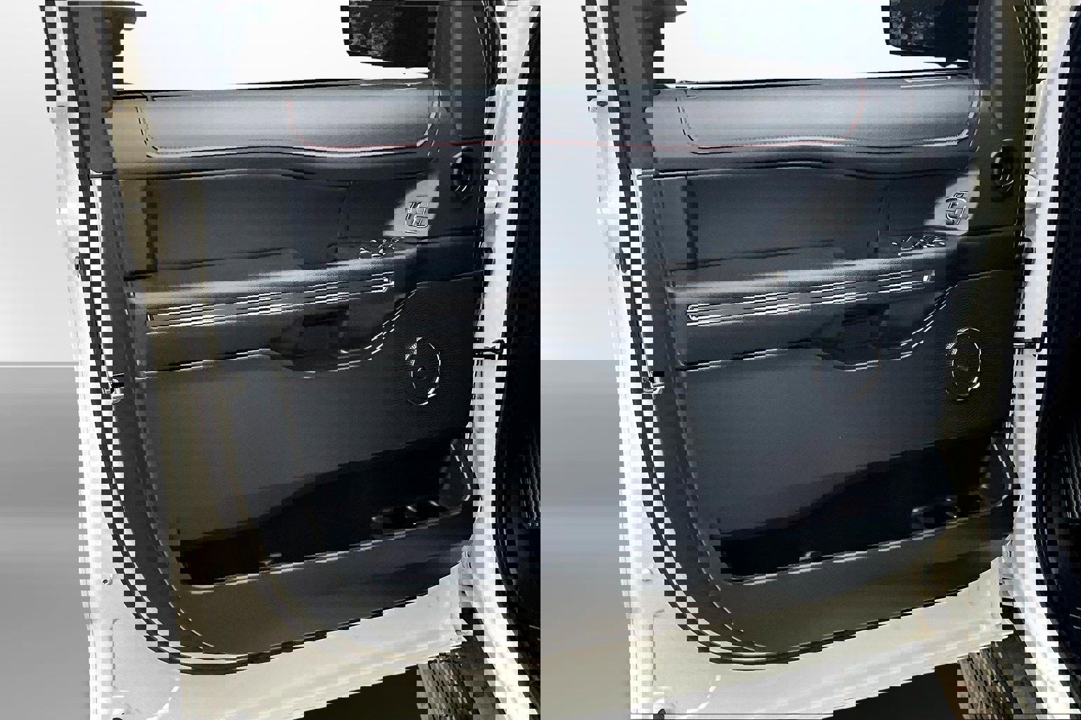 Used 2022 Ford Expedition Max Limited image 26