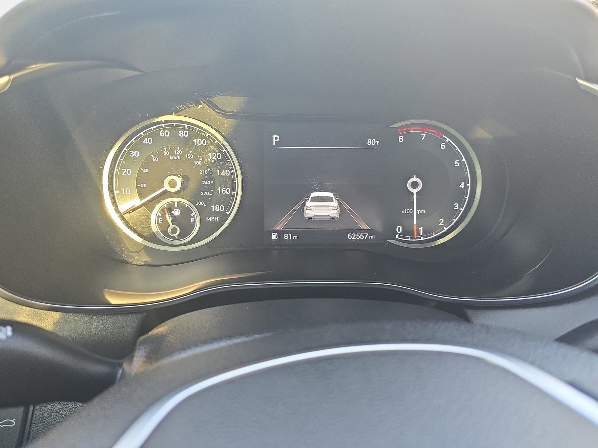 Used 2022 Genesis G70 2.0T w/ Prestige Package RWD image 18