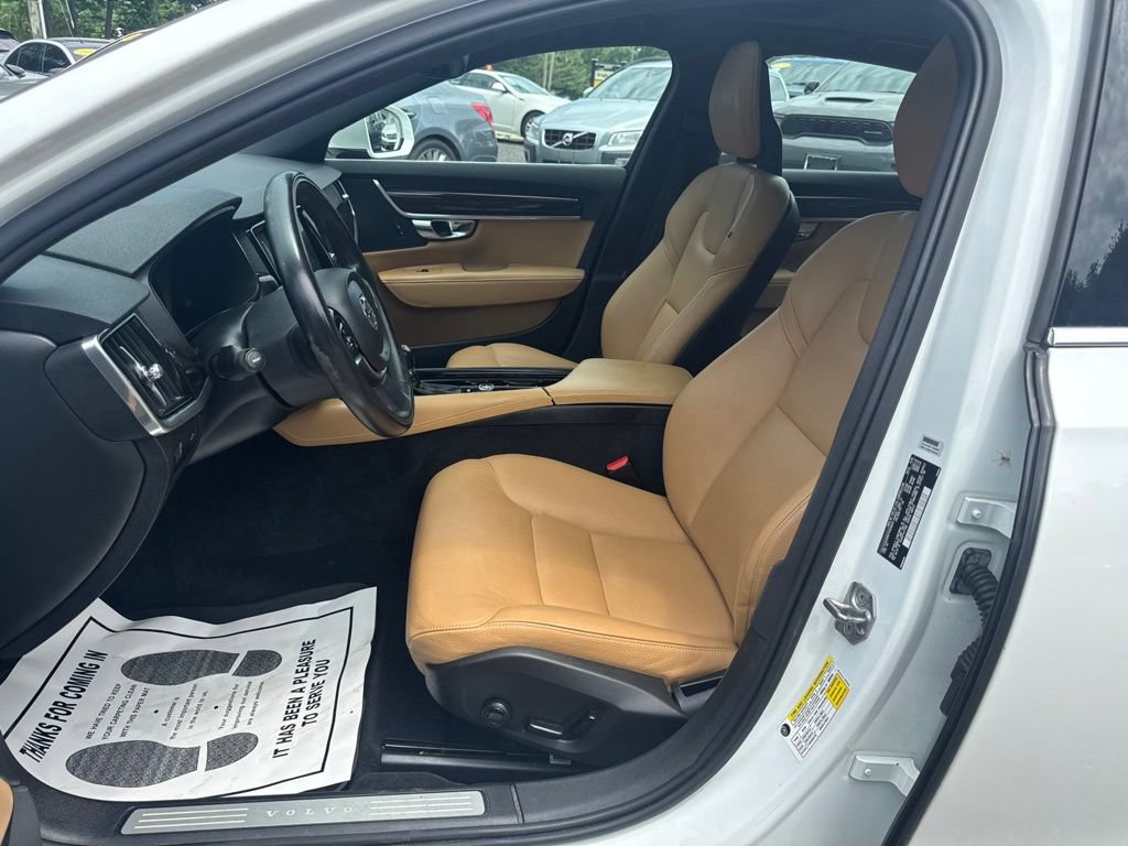 Used 2017 Volvo S90 T6 Momentum w/ Vision Package AWD/4WD image 27