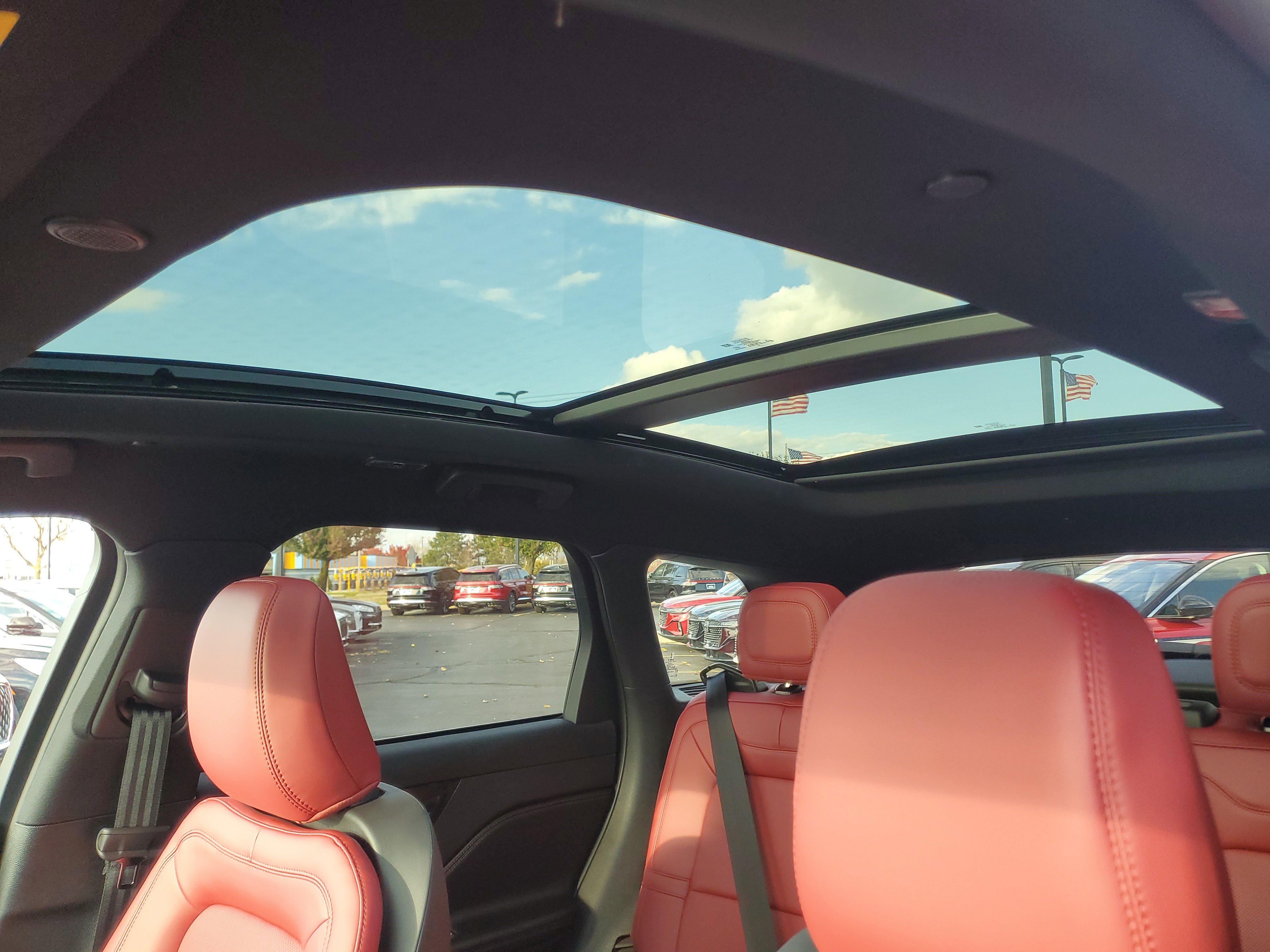 New 2026 Lincoln Corsair Reserve image 11