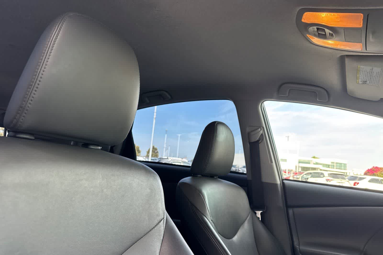Used 2014 Toyota Prius V Five FWD image 19