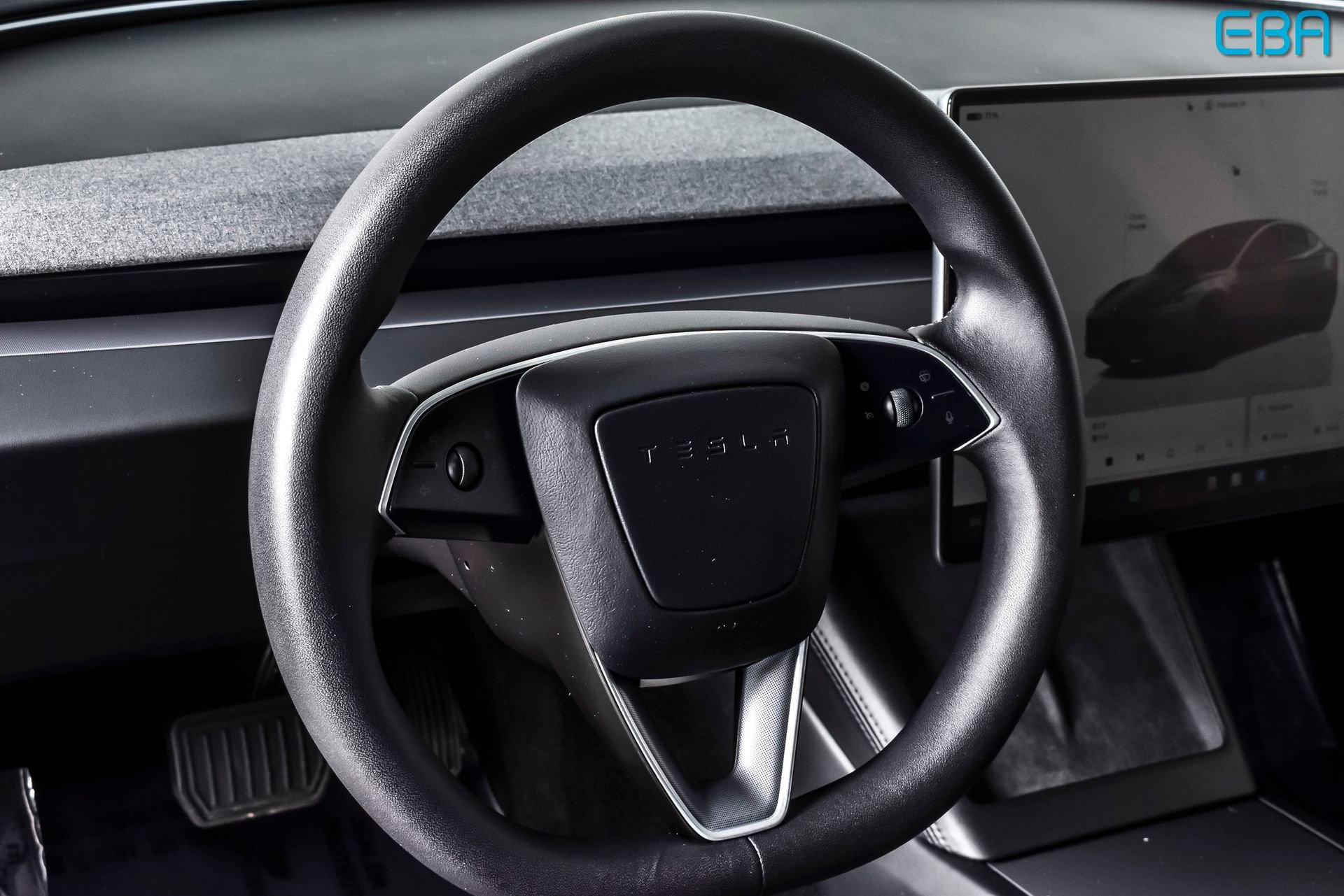 Used 2025 Tesla Model 3 Long Range image 17