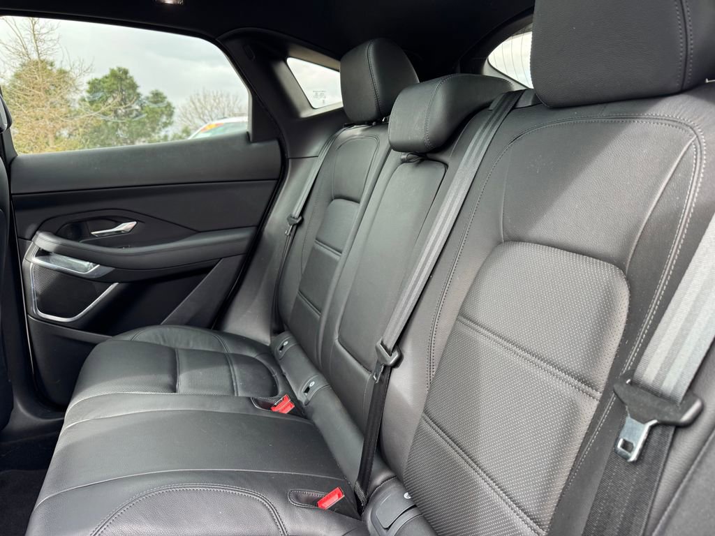Used 2018 Jaguar E-PACE SE image 8