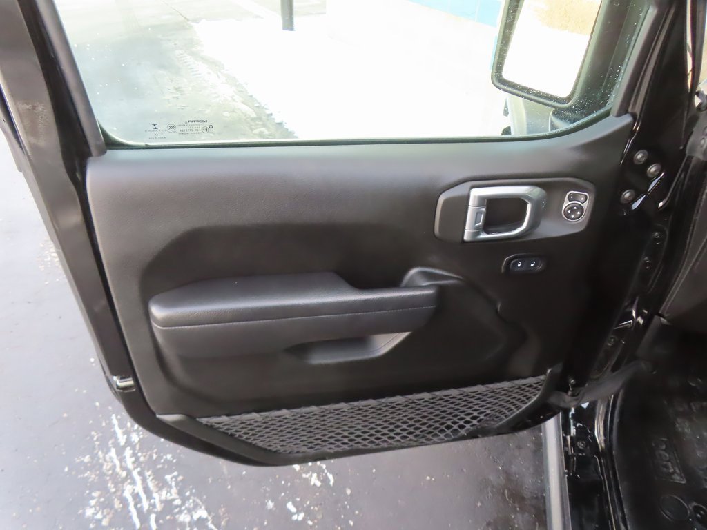 Used 2022 Jeep Wrangler Unlimited Sport image 25