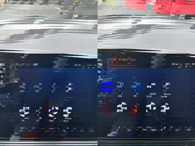 New 2025 Chevrolet Equinox EV RS image 10