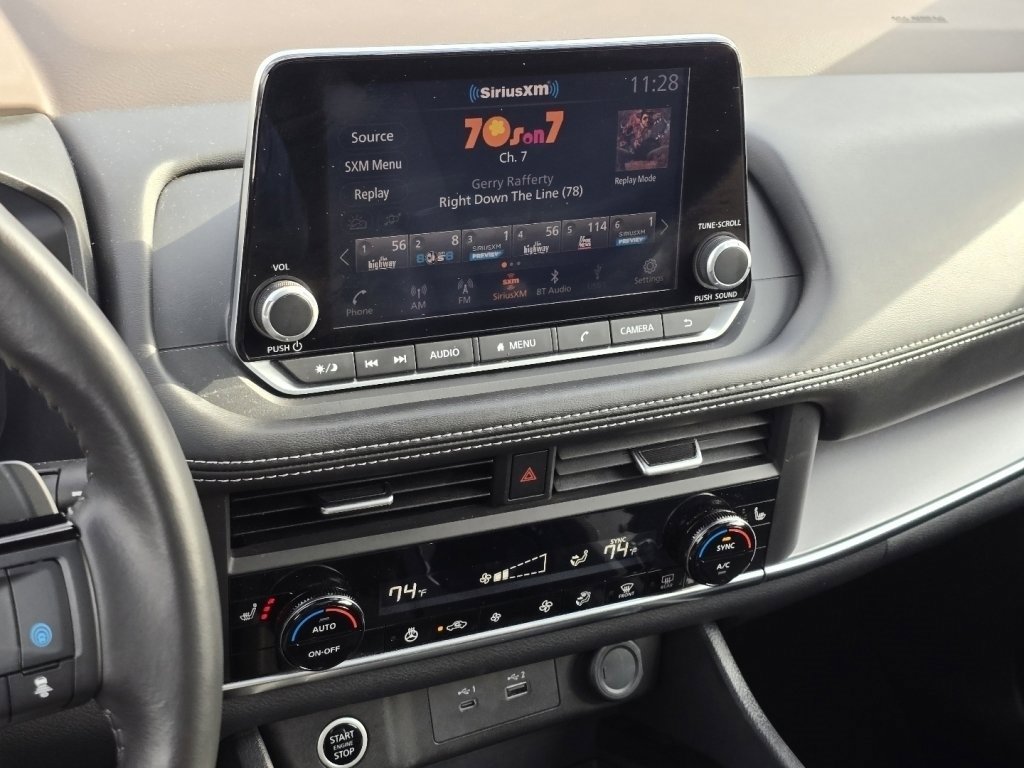 Used 2023 Nissan Rogue SV w/ SV Premium B Package image 26