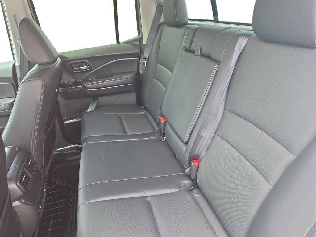 Used 2025 Honda Ridgeline RTL image 13