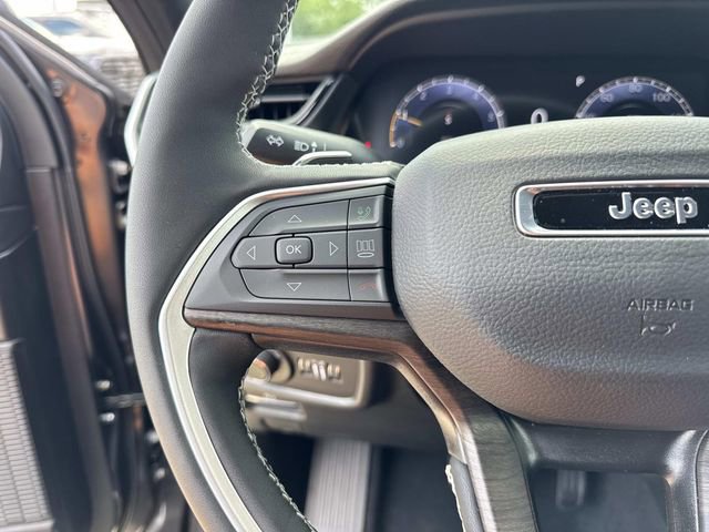 New 2026 Jeep Grand Cherokee Altitude RWD image 23