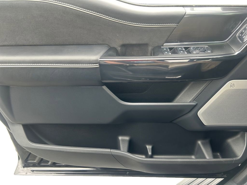 Used 2025 Ford F150 Lightning Platinum image 18