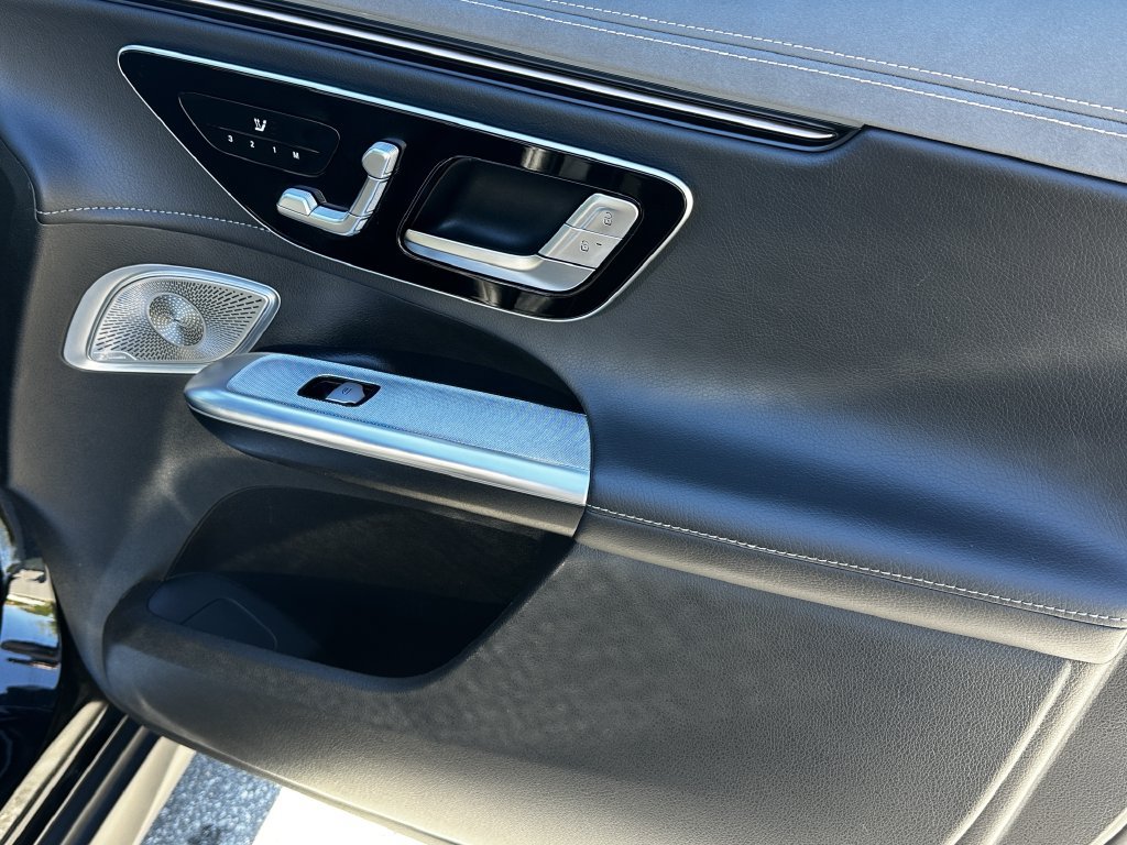 Certified 2023 Mercedes-Benz EQE 500 4MATIC SUV image 16